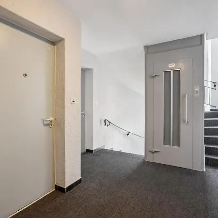 Apartamento - Crown 22 *